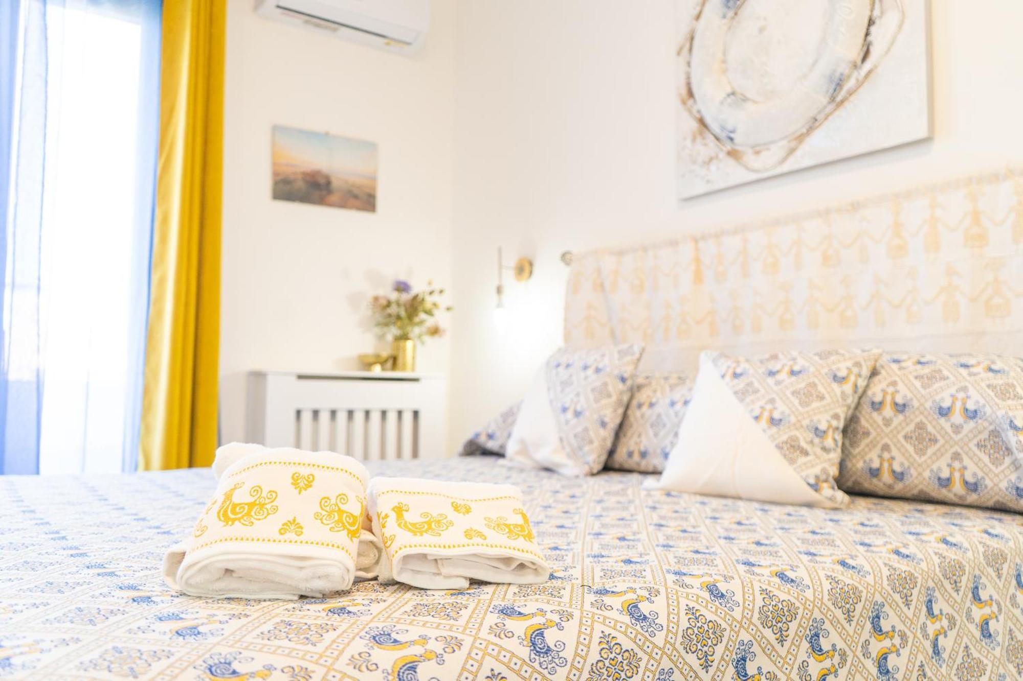 White Bike Rooms Siniscola Ngoại thất bức ảnh